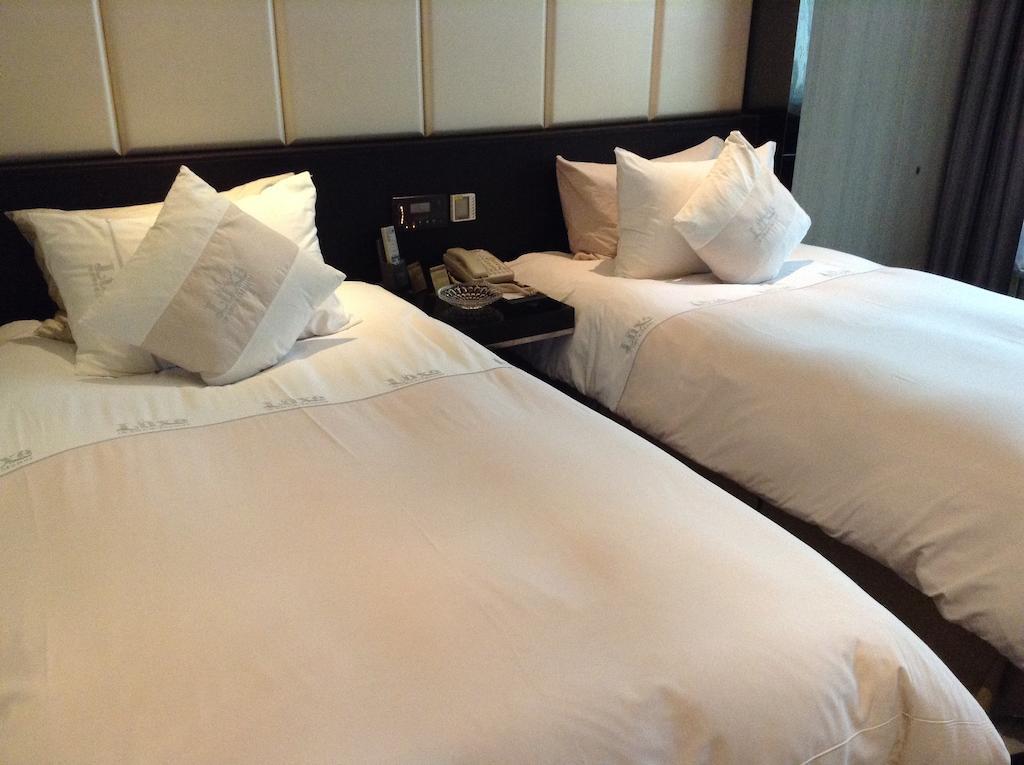 Shenzhen Baoan Luxe Manor Hotel ภายนอก รูปภาพ
