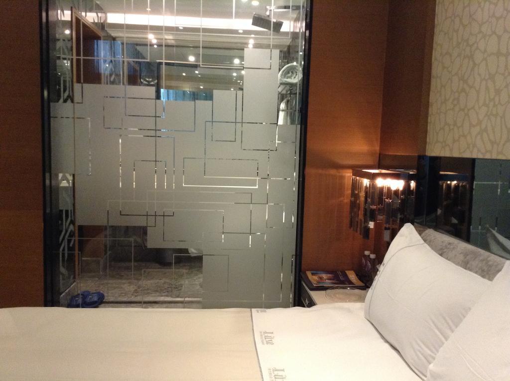 Shenzhen Baoan Luxe Manor Hotel ภายนอก รูปภาพ