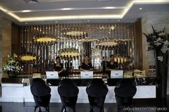 Shenzhen Baoan Luxe Manor Hotel ภายนอก รูปภาพ